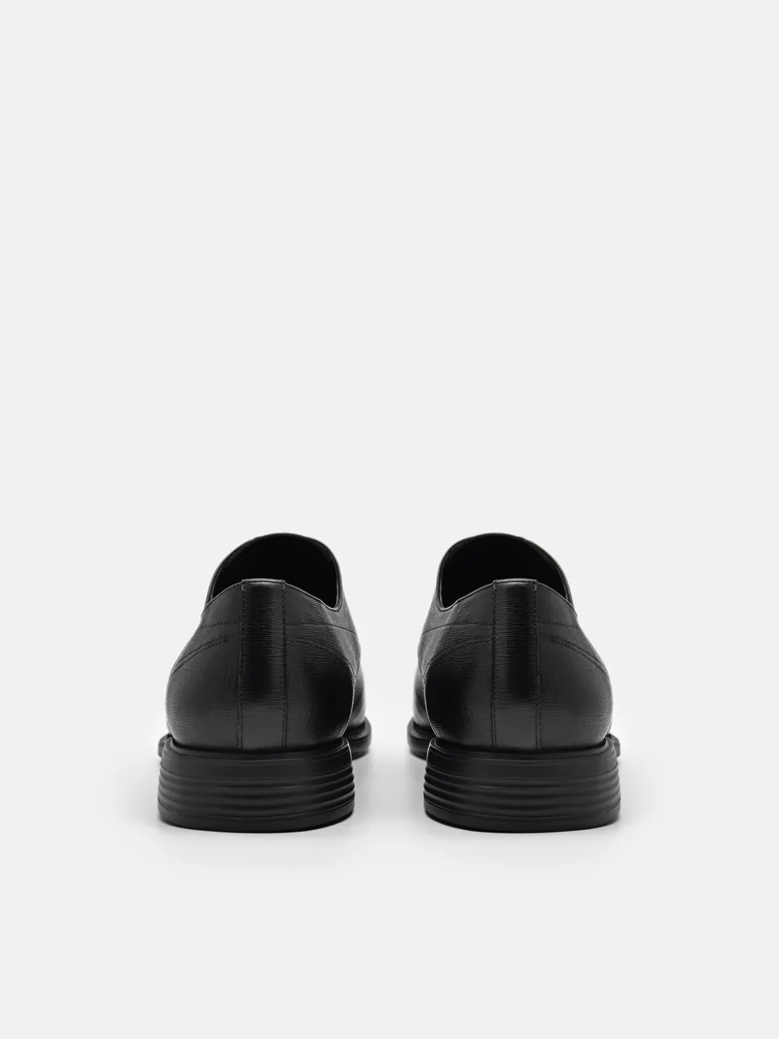 Altitude Lightweight Leather Derby Shoes - Black