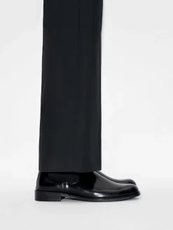 Chace Leather Chelsea Boots - Black