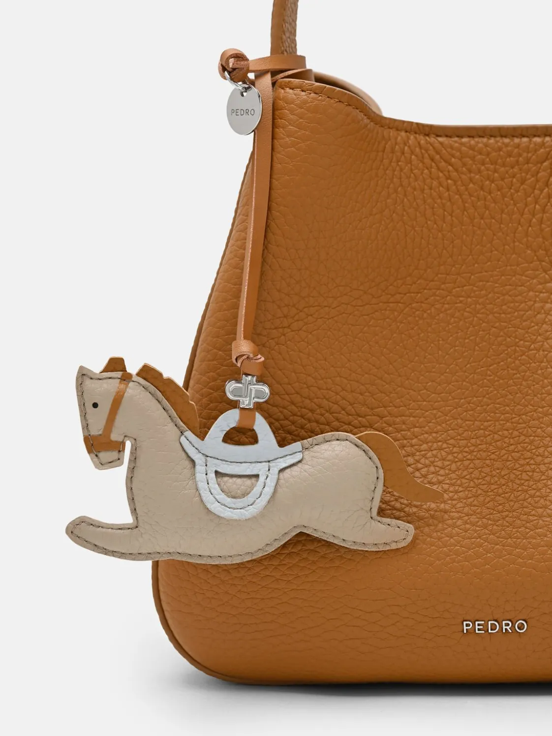 Dana Bucket Bag - Cognac