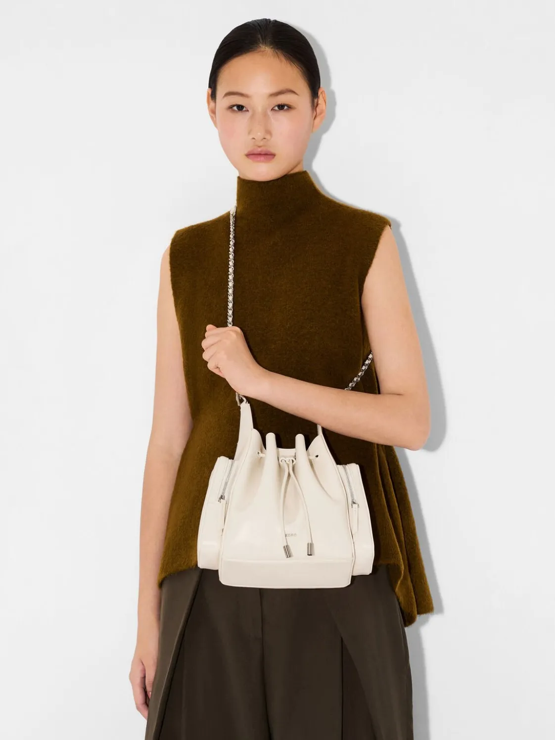 Drawstring Bucket Bag - Chalk