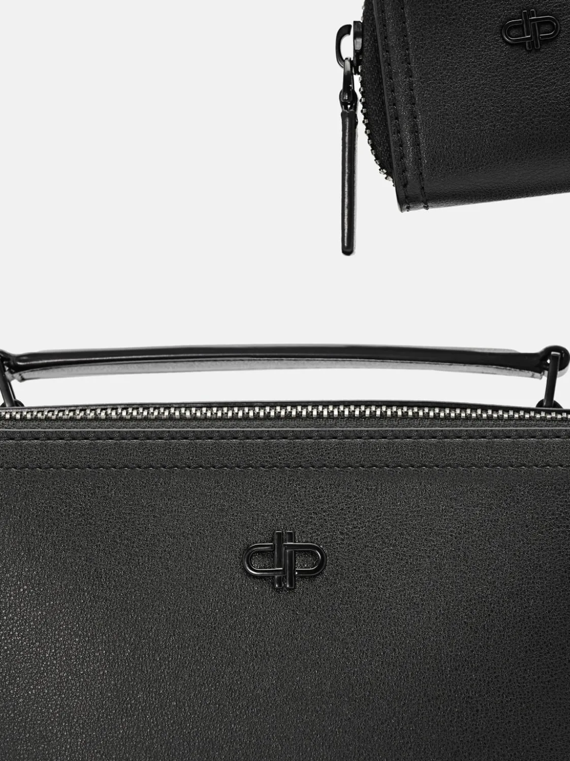 Drew Sling Bag - Black