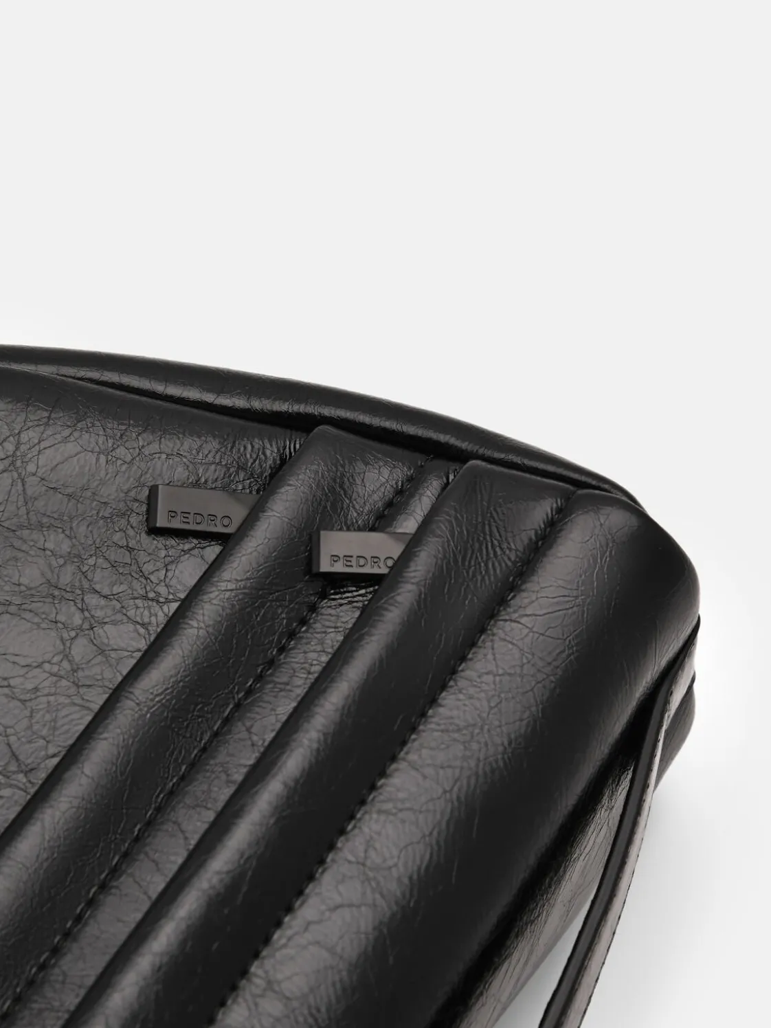 Felix Compact Sling Bag - Black