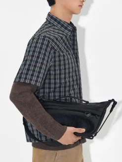 Felix Sling Bag - Black