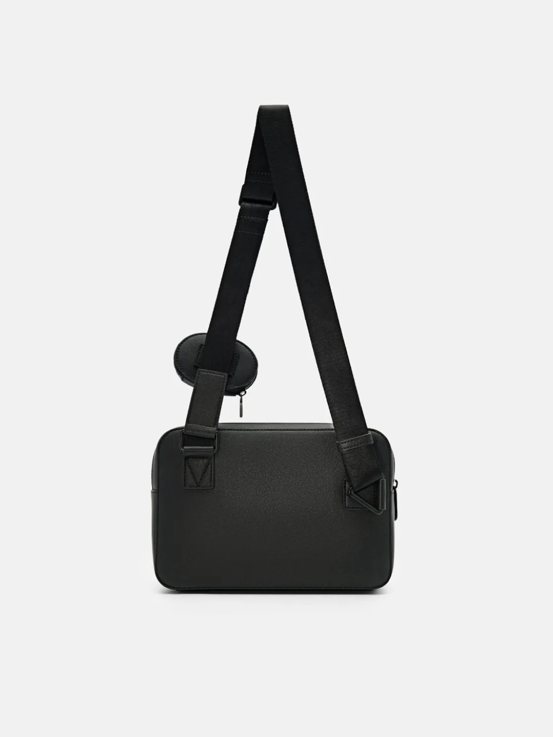 Flynn Crossbody Bag - Black2