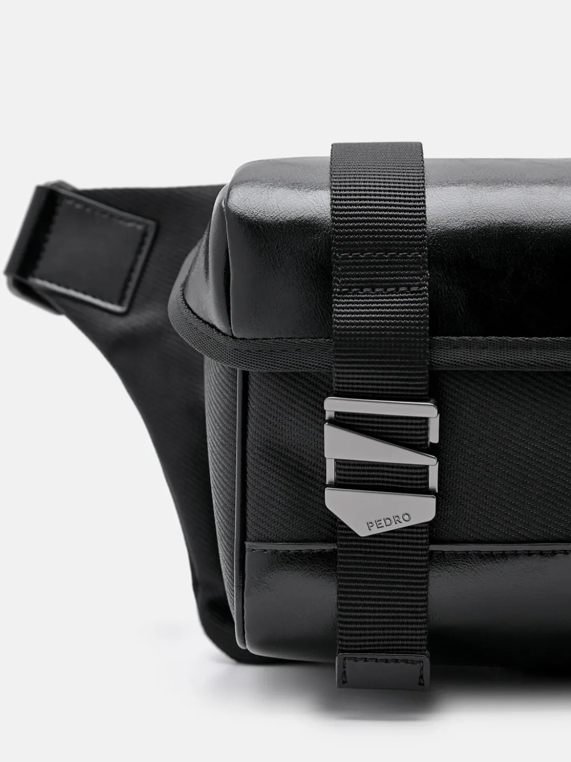 Hamilton Sling Pouch - Black