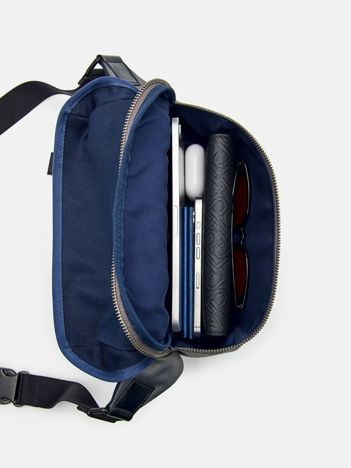 Hamilton Sling Pouch - Multi