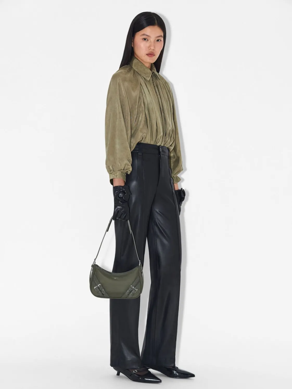 Helix Buckle Shoulder Bag - Olive