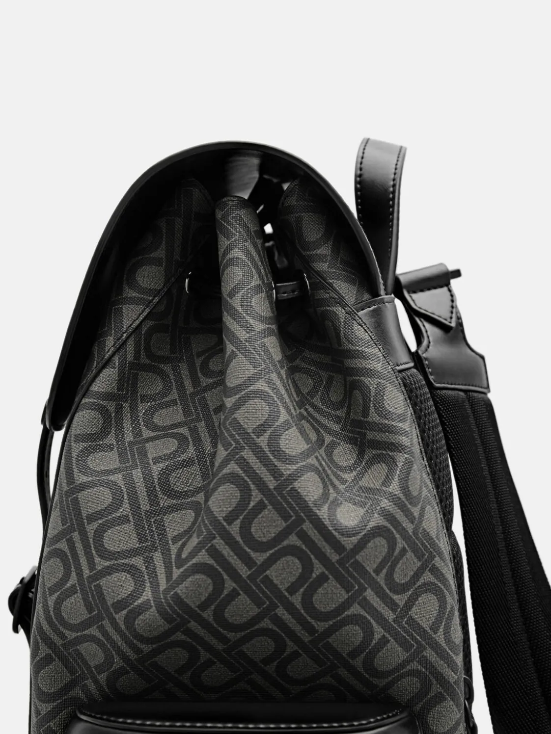 Jones Backpack - Black