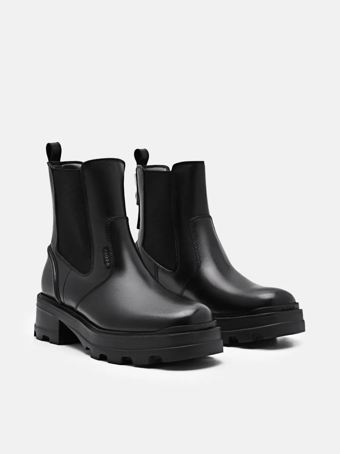 Leather Chelsea Boots - Black