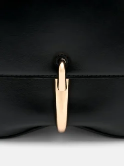 Mount Shoulder Bag - Black