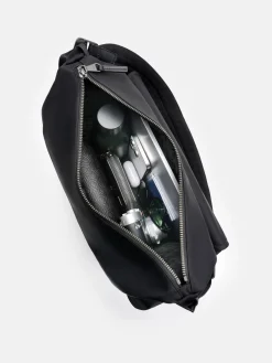 Relay Messenger Bag - Black