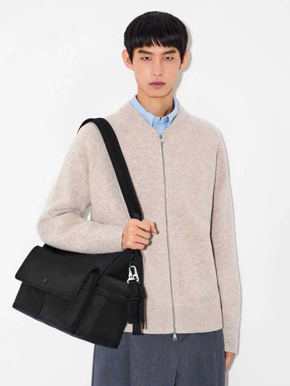 Relay Messenger Bag - Black