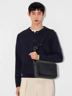 Travis Crossbody Bag - Black2