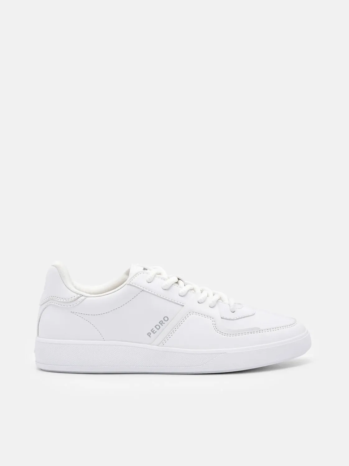 Women's Fleet Sneakers - White
