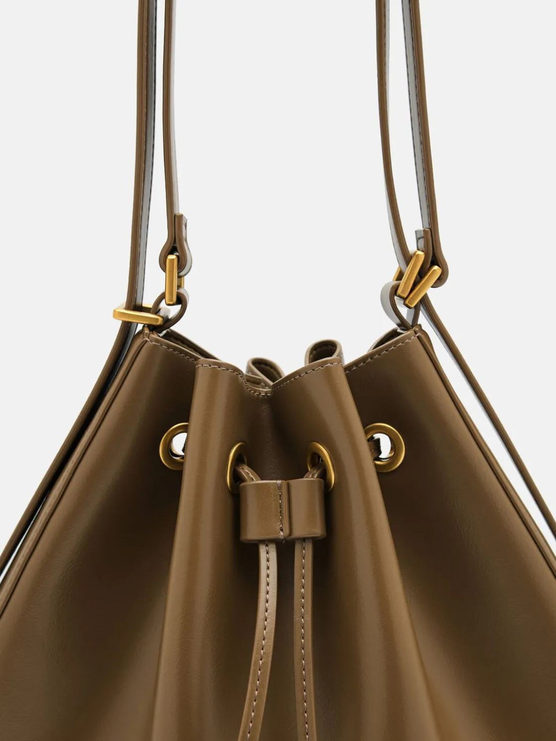 Wrinkled Drawstring Bucket Bag - Olive