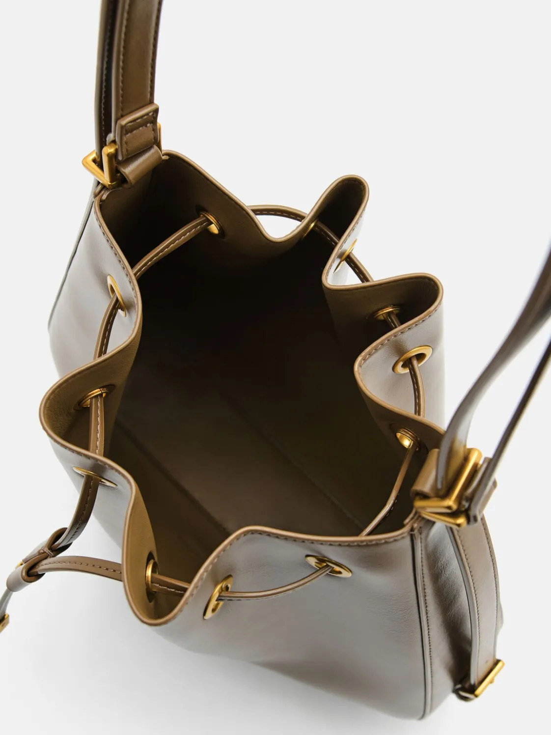 Wrinkled Drawstring Bucket Bag - Olive