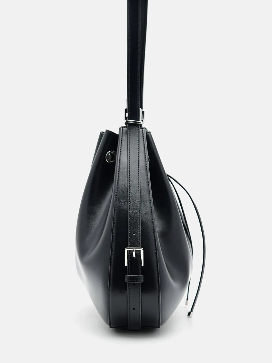 Wrinkled Drawstring Bucket Bag - Black
